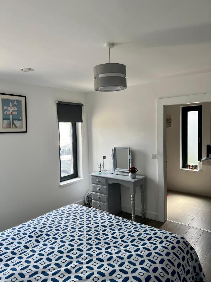 Fitzy'S Bunker - Modern Beach Apartment Ardglass Ngoại thất bức ảnh