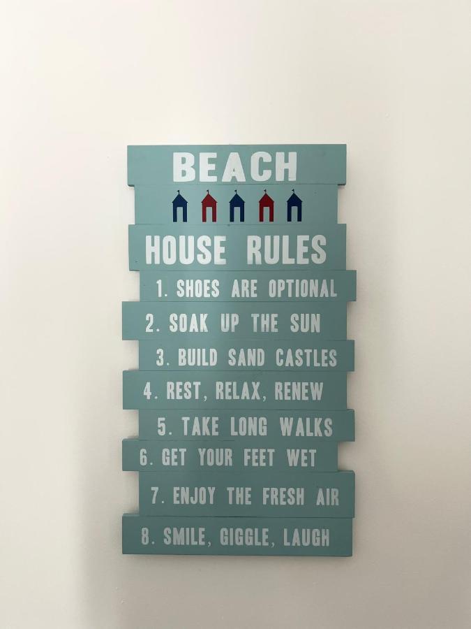 Fitzy'S Bunker - Modern Beach Apartment Ardglass Ngoại thất bức ảnh